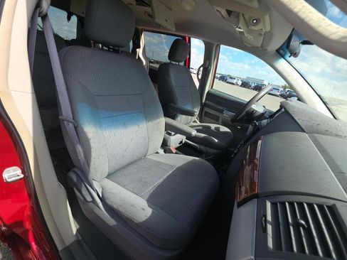 Used 2008 Chrysler Town & Country Touring w/ Entertainment Group #2 image 11