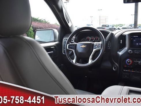 Used 2022 Chevrolet Silverado 1500 LTZ AWD/4WD image 27