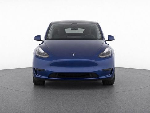 Used 2022 Tesla Model Y Long Range AWD/4WD image 34