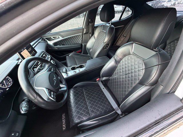 Used 2021 Genesis G70 3.3T AWD/4WD image 5