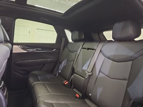 Certified 2023 Cadillac XT5 Premium Luxury w/ Technology Package AWD/4WD image 16