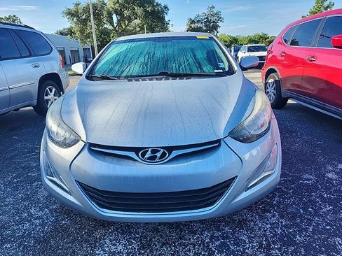 Used 2014 Hyundai Elantra SE w/ Option Group 02 FWD image 7