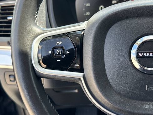 Used 2018 Volvo XC90 T6 Momentum w/ Convenience Package AWD/4WD image 15