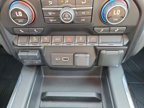 Used 2019 Chevrolet Silverado 1500 RST w/ All-Star Edition AWD/4WD image 34