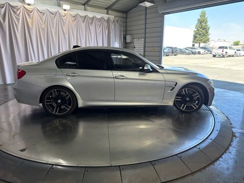 Used 2016 BMW M3 RWD image 3