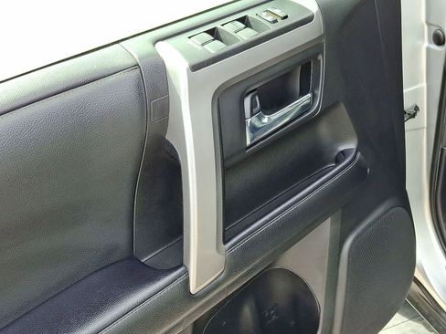 Used 2020 Toyota 4Runner SR5 Premium w/ Moonroof Package image 30