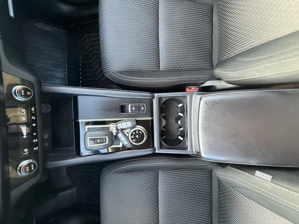 Used 2024 Mitsubishi Outlander ES FWD image 21