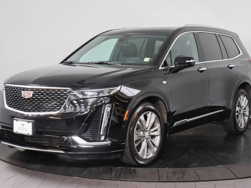 Used 2024 Cadillac XT6 Premium Luxury w/ Technology Package AWD/4WD image 1