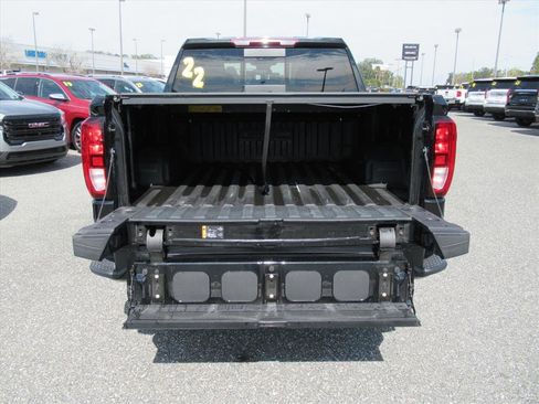 Used 2022 GMC Sierra 1500 Elevation w/ Elevation Premium Package image 6