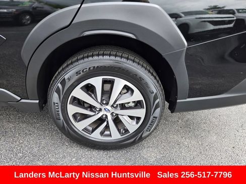 Used 2025 Subaru Outback Premium AWD/4WD image 12