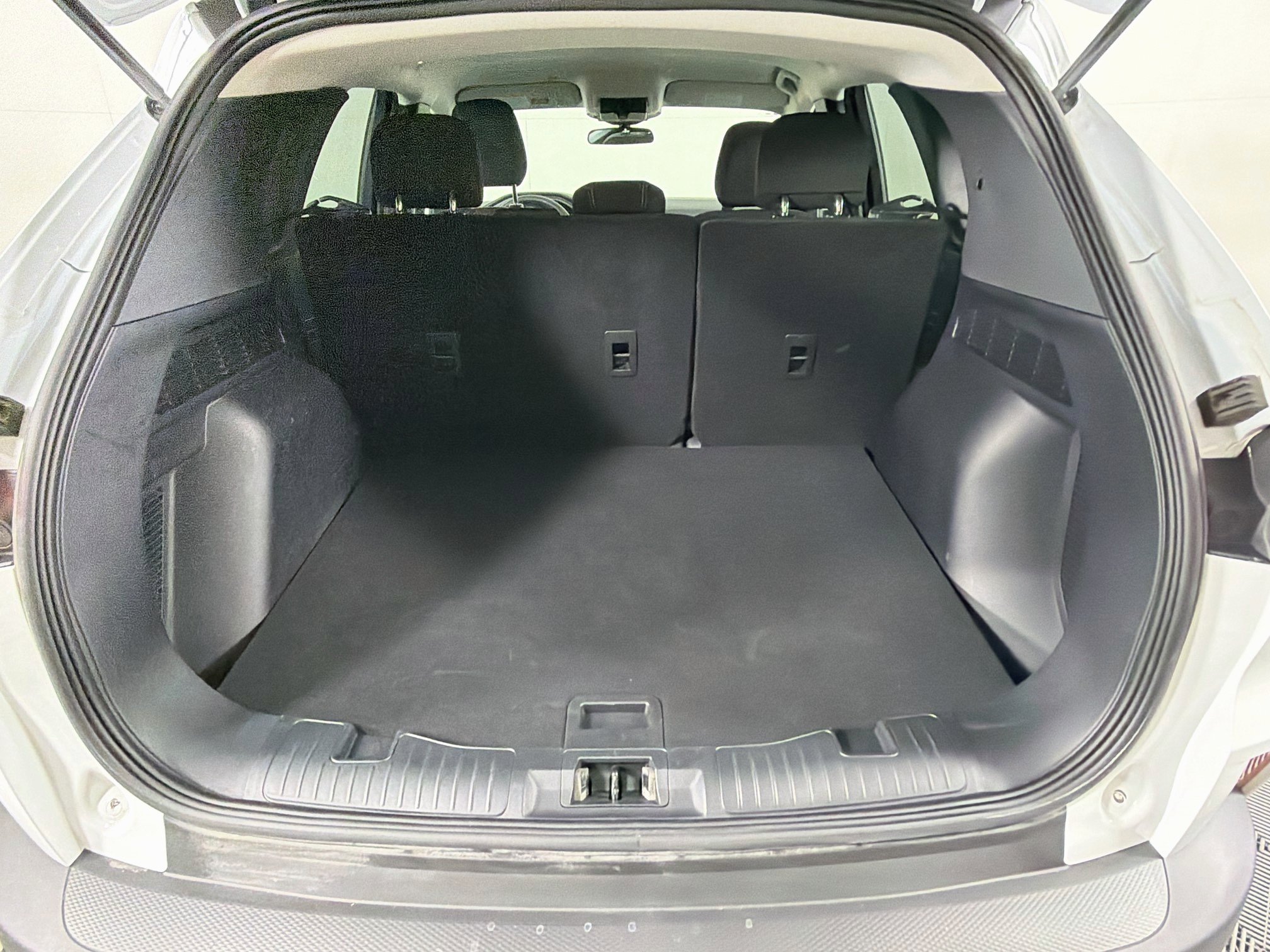 Used 2025 Ford Escape Active FWD image 28