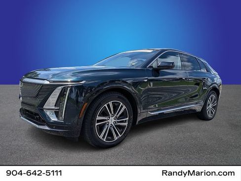 Certified 2024 Cadillac Lyriq Luxury AWD/4WD image 1