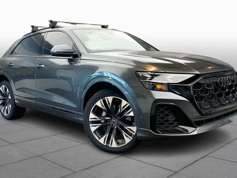 Used 2025 Audi Q8 Prestige w/ Prestige Package AWD/4WD image 2