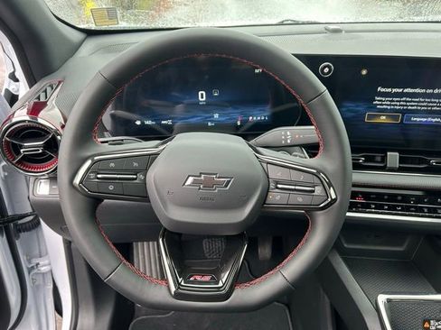 New 2026 Chevrolet Equinox RS w/ Convenience Package III image 22