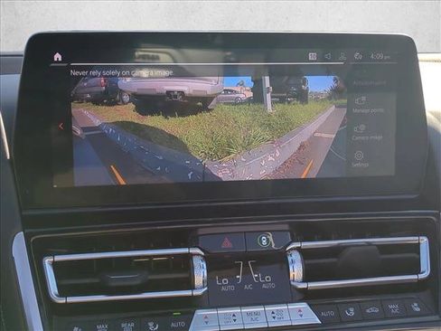 Used 2025 BMW M8 Competition image 15