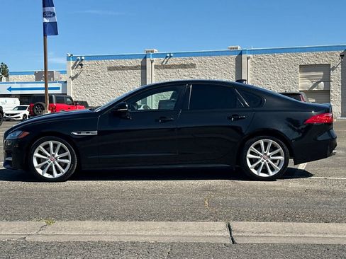 Used 2016 Jaguar XF R-Sport image 5