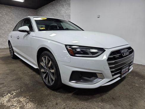 Used 2022 Audi A4 2.0T Premium image 4