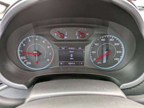 Used 2025 Chevrolet Malibu LT image 30