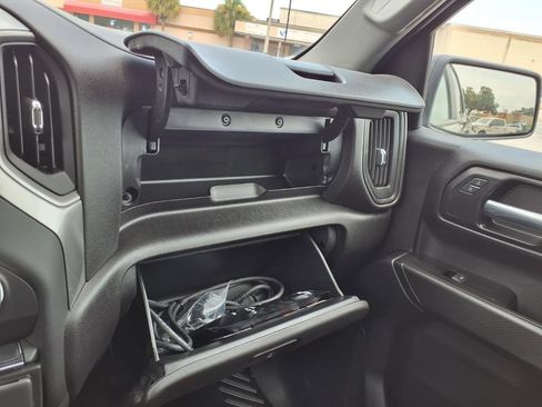 Used 2025 GMC Sierra 1500 Pro w/ Graphite Edition AWD/4WD image 36