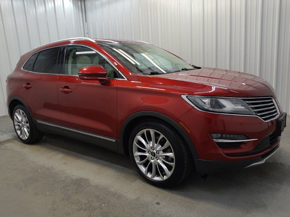 Used 2015 Lincoln MKC FWD w/ Equipment Group 102A Reserve image 11