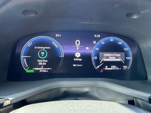 Used 2025 Toyota Camry XLE FWD image 19