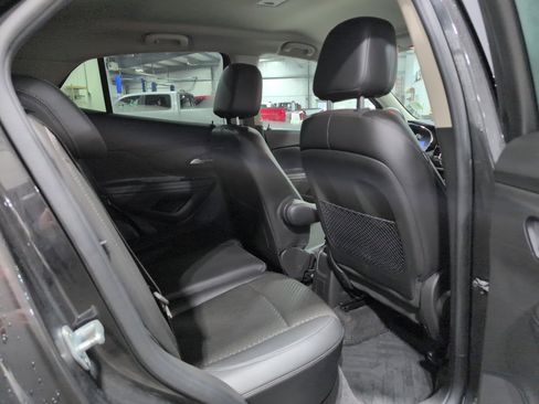 Used 2019 Buick Encore Preferred image 10