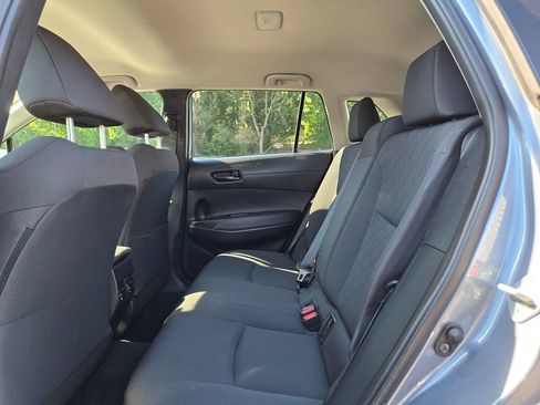 Used 2022 Toyota Corolla Cross LE AWD/4WD image 16