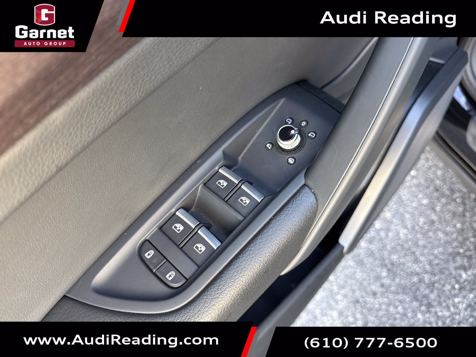 Used 2023 Audi Q5 2.0T Premium w/ Convenience Package AWD/4WD image 12