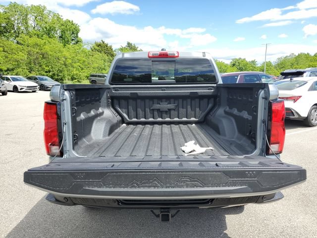 New 2026 Chevrolet Colorado Z71 w/ Midnight Edition AWD/4WD image 8