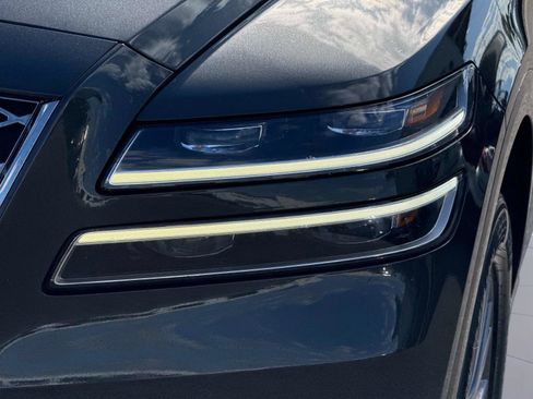 Used 2024 Genesis GV80 2.5T image 10