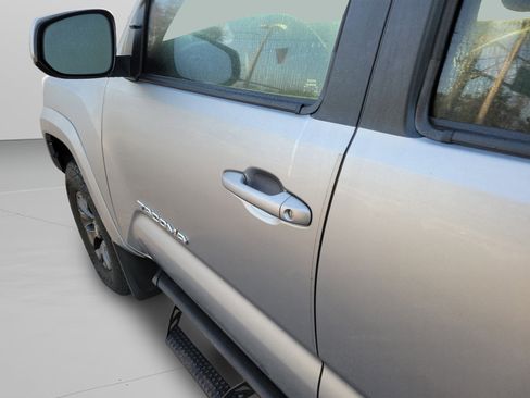 Used 2021 Toyota Tacoma SR5 image 22