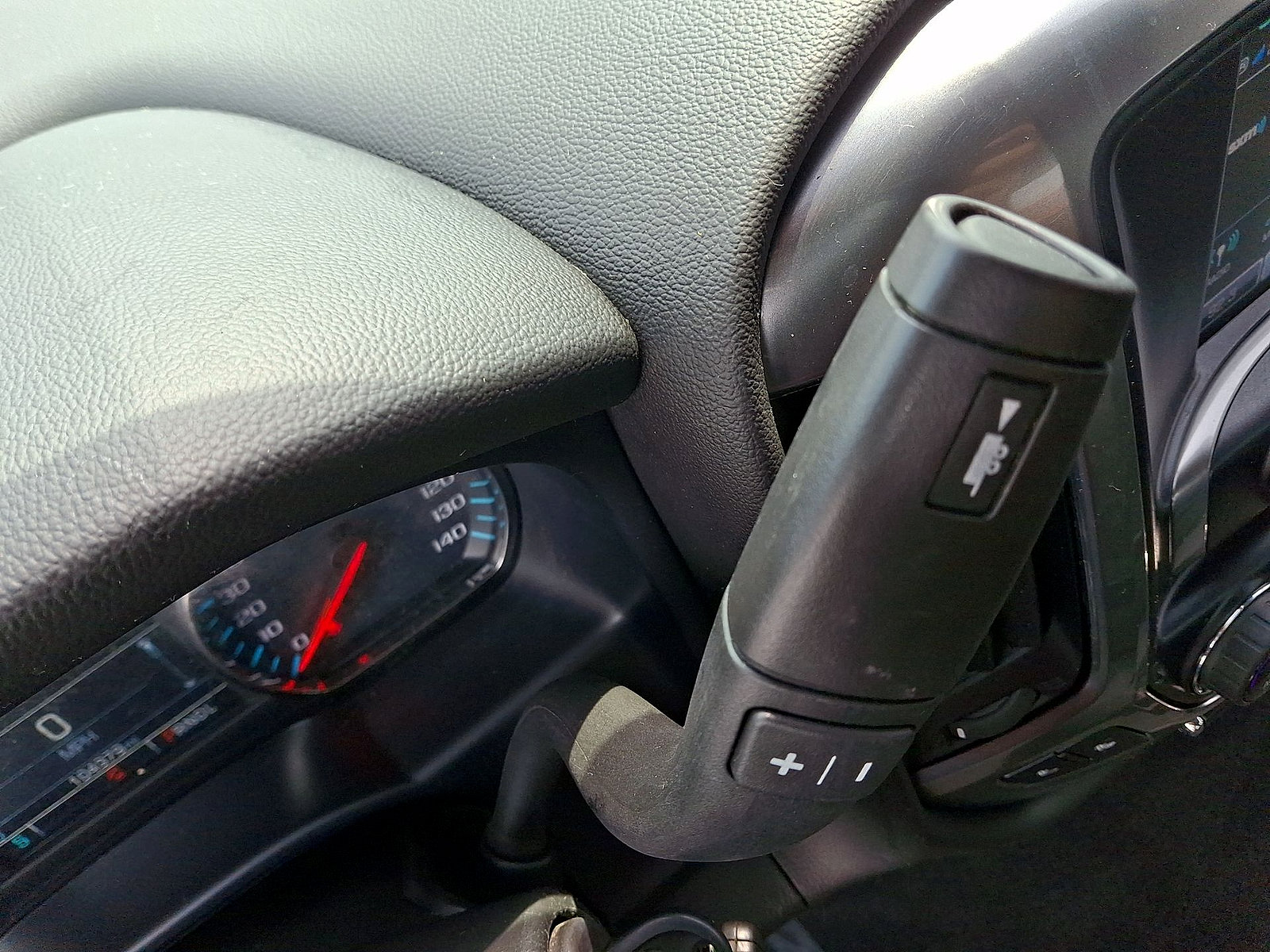 Used 2019 Chevrolet Silverado 1500 LT w/ All Star Edition AWD/4WD image 12