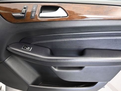 Used 2015 Mercedes-Benz ML 350 4MATIC image 39