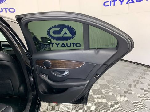 Used 2017 Mercedes-Benz C 300 Sedan image 35