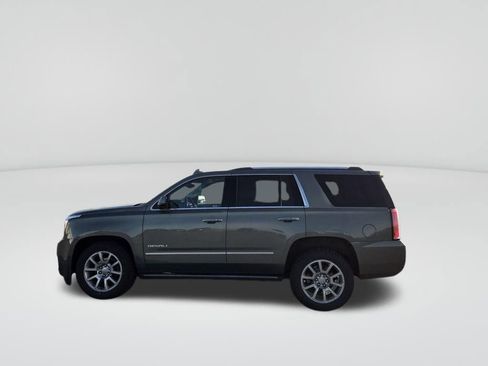 Used 2017 GMC Yukon Denali w/ Open Road Package image 2
