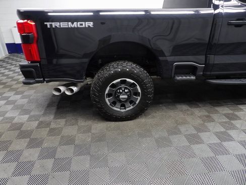 Used 2023 Ford F250 Lariat w/ Lariat Ultimate Package image 42