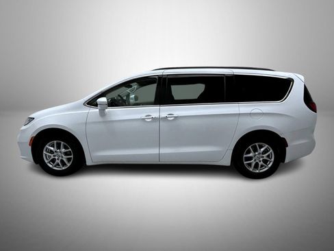 Used 2022 Chrysler Pacifica Touring-L FWD image 8