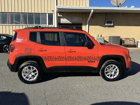 Used 2020 Jeep Renegade Sport w/ Sport Appearance Group image 9