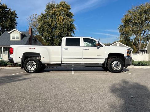 Used 2015 Chevrolet Silverado 3500 LTZ w/ Duramax Plus Package image 7