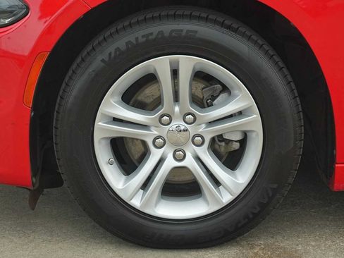 Used 2022 Dodge Charger SXT RWD image 7