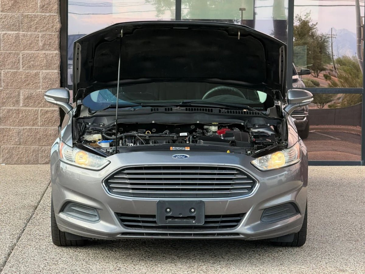 Used 2014 Ford Fusion SE FWD image 21