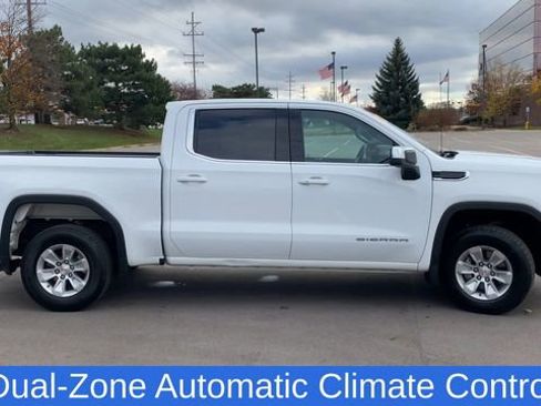Used 2024 GMC Sierra 1500 SLE image 10