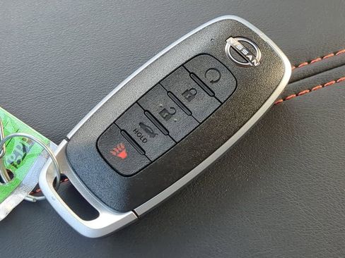 New 2025 Nissan Sentra SR w/ SR Premium Package image 28