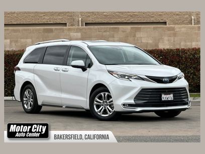 Used 2024 Toyota Sienna Platinum