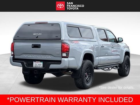 Used 2019 Toyota Tacoma TRD Sport AWD/4WD image 5