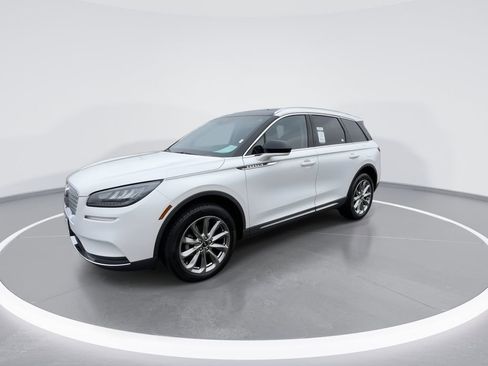 Used 2022 Lincoln Corsair AWD w/ Premium Package image 4