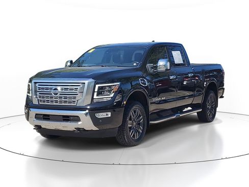 Used 2022 Nissan Titan Platinum Reserve w/ Moonroof Package AWD/4WD image 2