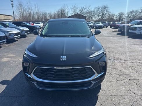 Used 2024 Buick Encore GX Preferred w/ Comfort Package image 3