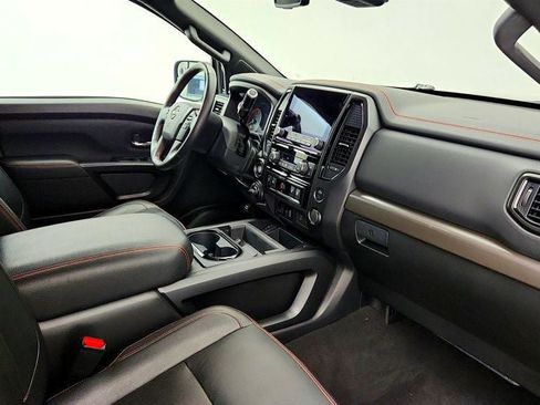 Used 2024 Nissan Titan PRO-4X w/ Pro-4x Convenience Package AWD/4WD image 24