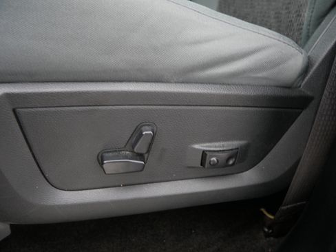 Used 2017 RAM 1500 Big Horn image 26